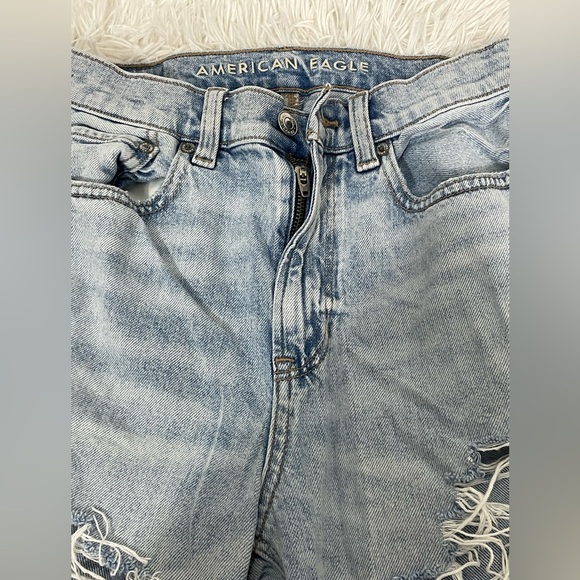 AMERICAN EAGLE High Rise Distressed Straight Leg Boyfriend Jeans Vintage Wash 00 - Picture 8 of 10